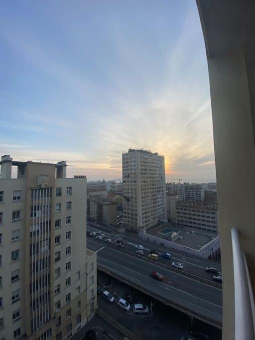 Appartement T4 A Deux Pas De La Gare St Charles Марсилия Екстериор снимка