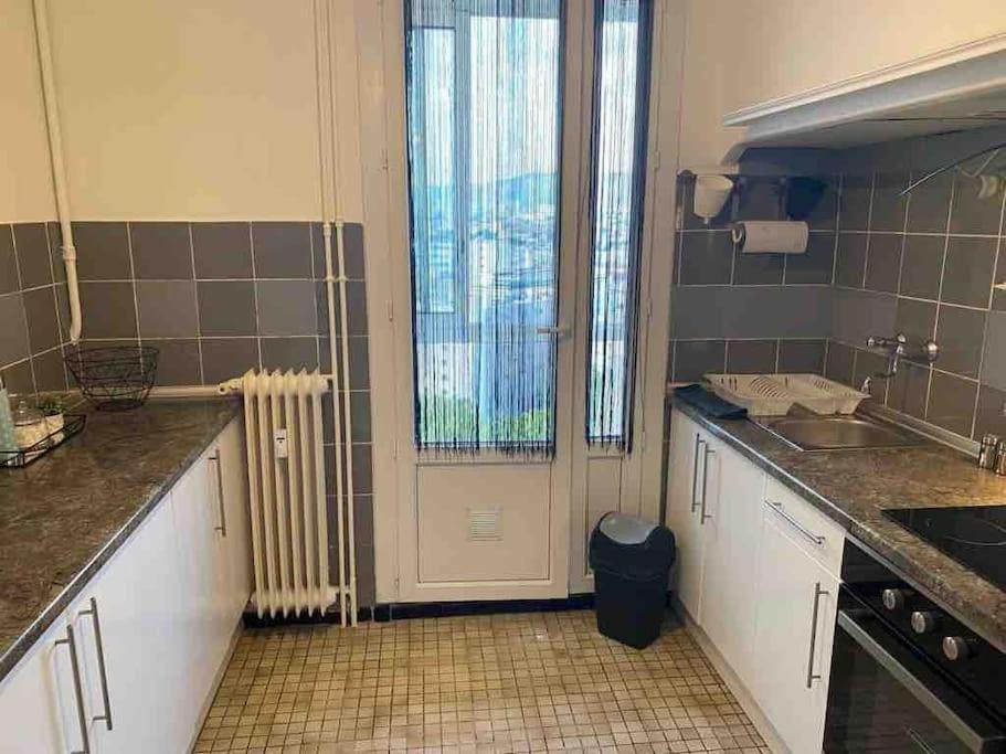 Appartement T4 A Deux Pas De La Gare St Charles Марсилия Екстериор снимка