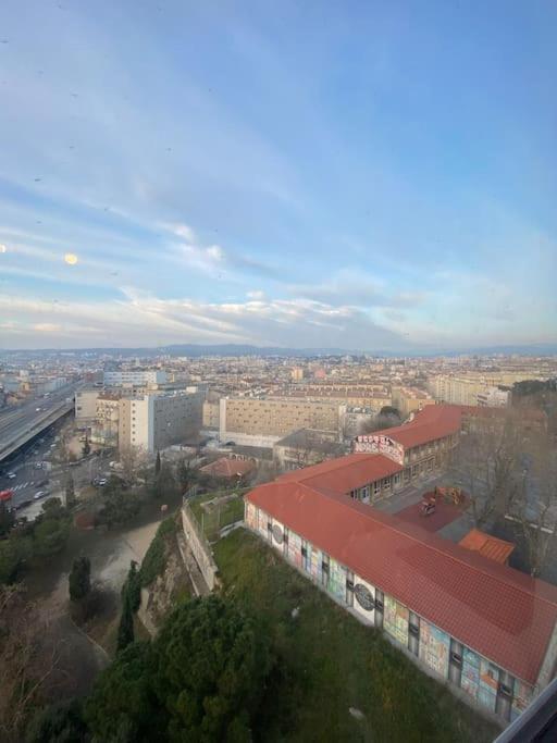 Appartement T4 A Deux Pas De La Gare St Charles Марсилия Екстериор снимка