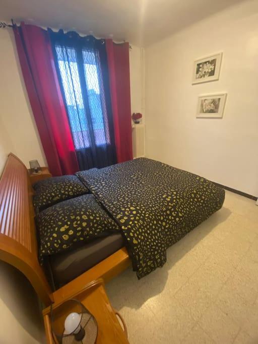Appartement T4 A Deux Pas De La Gare St Charles Марсилия Екстериор снимка